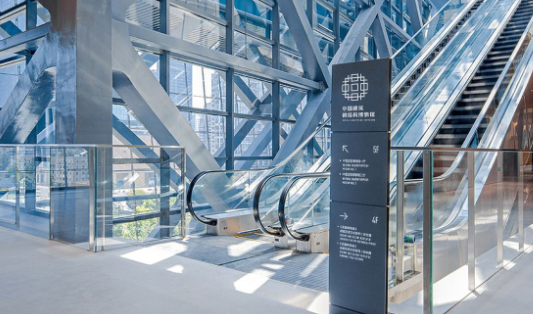 佛山鋼結(jié)構(gòu)公司專業(yè)團(tuán)隊(duì)為客戶提供一體化服務(wù)